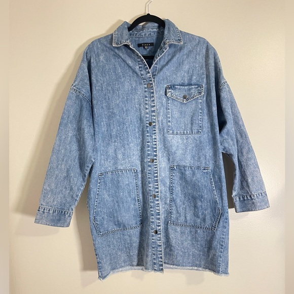 Fiore Jackets & Blazers - Fiore Jean Jacket Womens Size Small/Medium Blue Oversized Knee Length Denim
